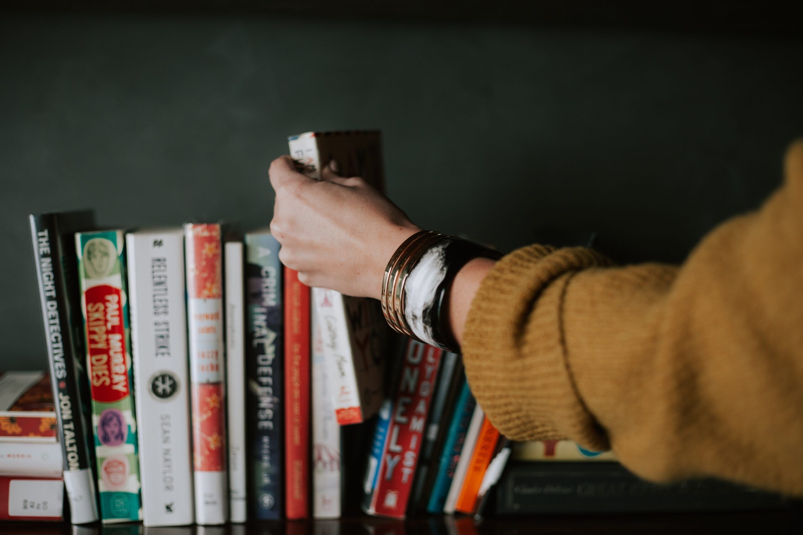 home book shelf picture