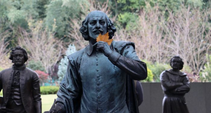 Image of Shakespeare statue