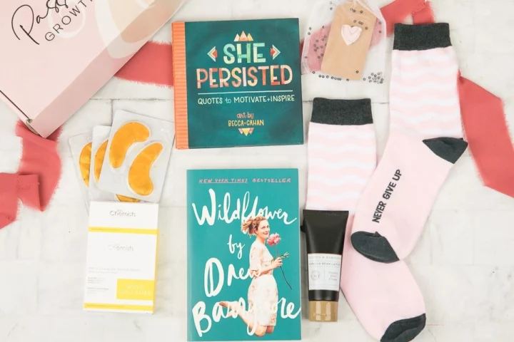 Examples contents of Passion & Growth subscription box