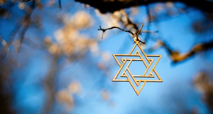 Star of David on a tree