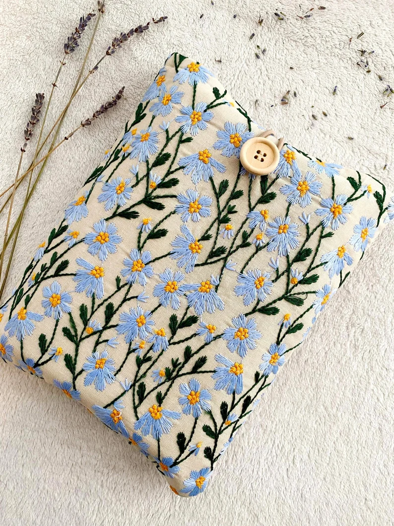 The Cutest Book Sleeves For All Occasions - 18