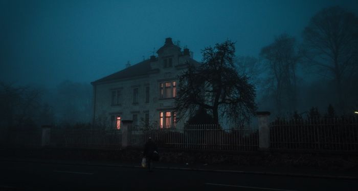 a creepy house at night