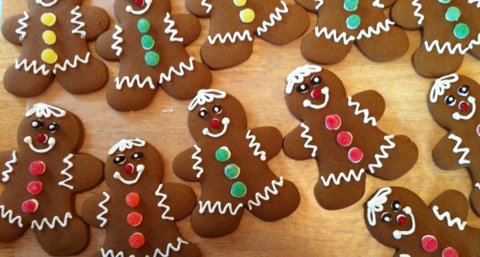 image of decorated gingerbread people