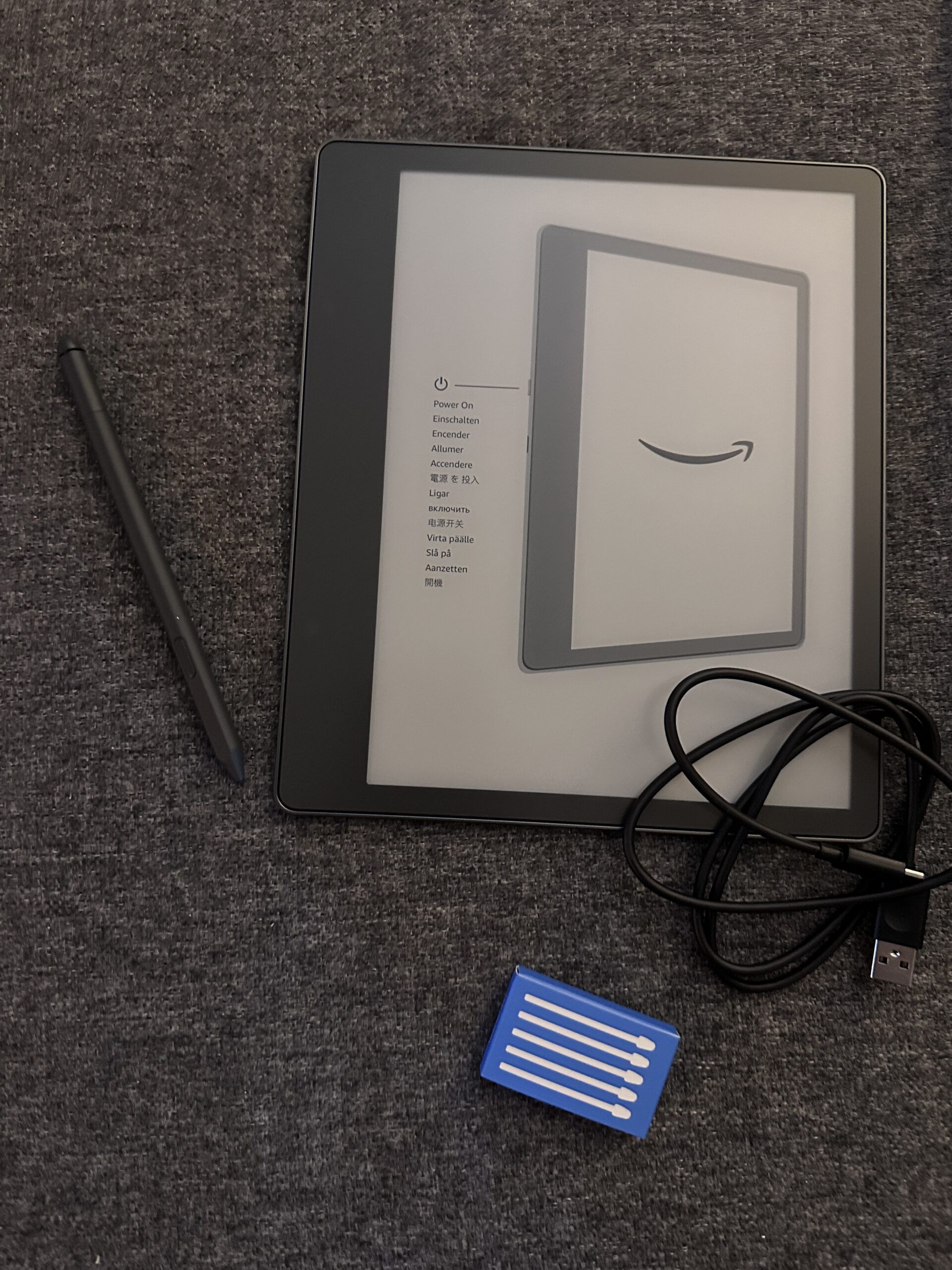 Kindle Scribe: Review. I bought myself a new toy and it is so