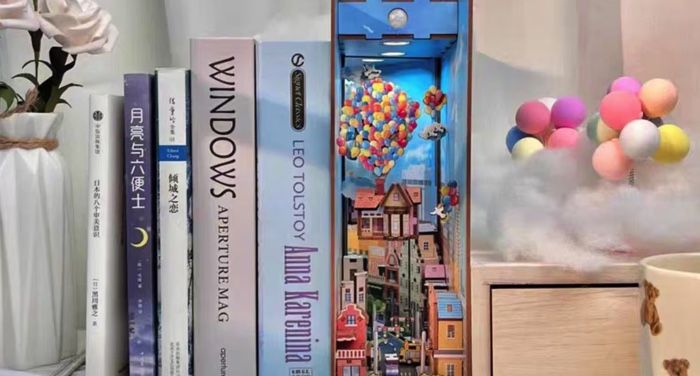 Up inspired book nook in between books