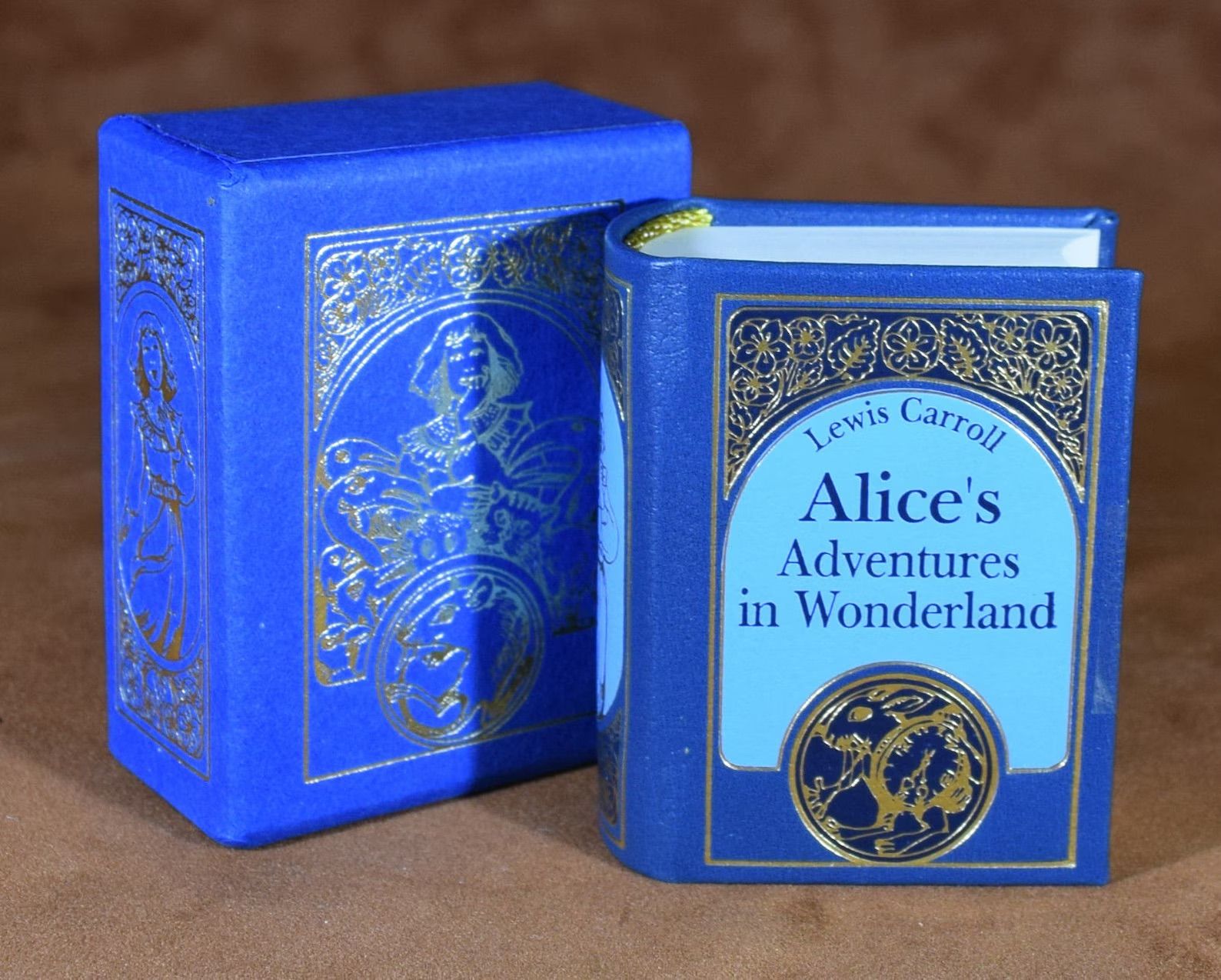 Alice's Adventures in Wonderland by Lewis Carroll Miniature Book and book cover