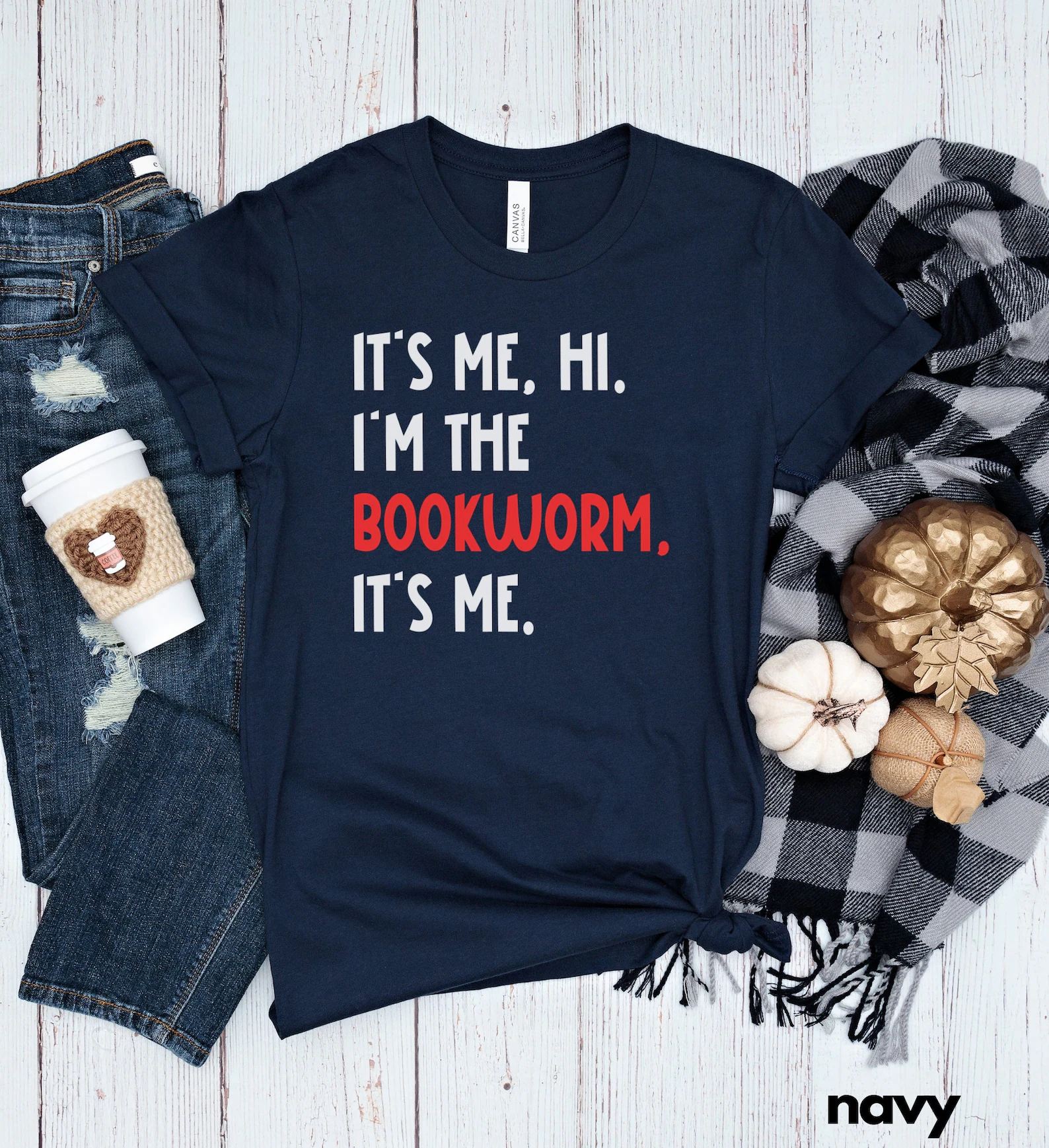 it's me. Hi. I'm the bookworm. It's Me. t-shirt. 