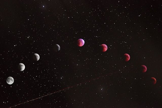 must-read spacefaring mysteries