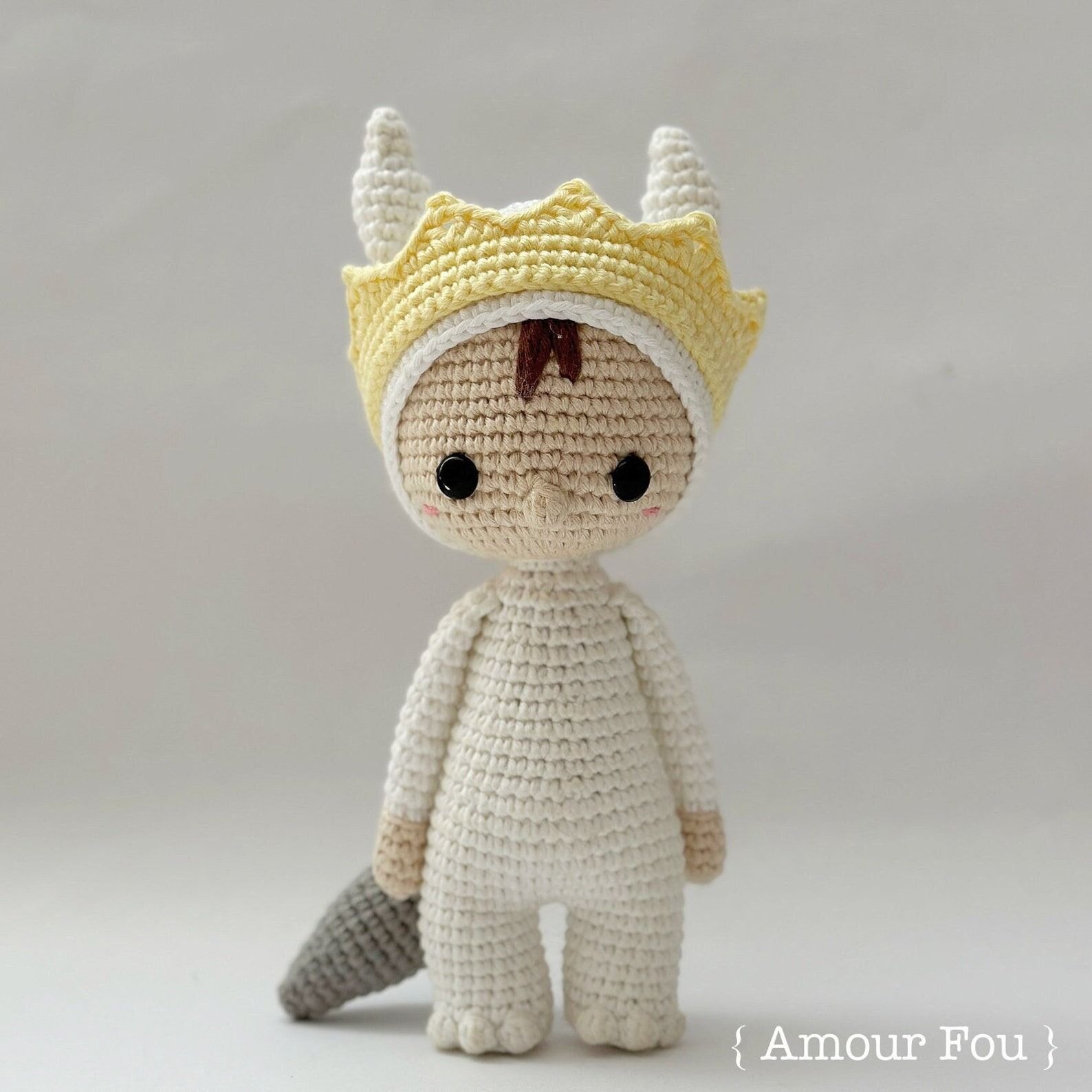 a crochet Max