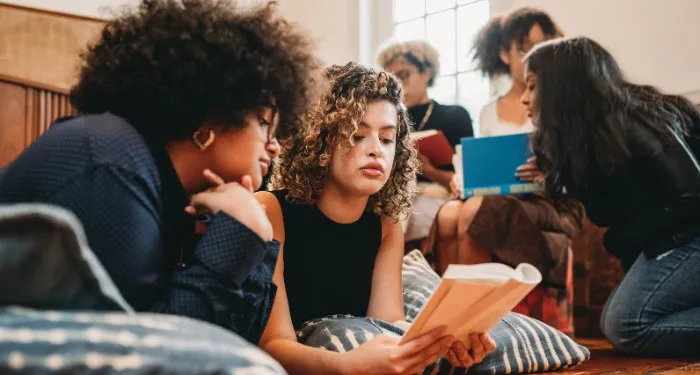 Here’s What the Biggest Book Clubs are Reading in August 2025