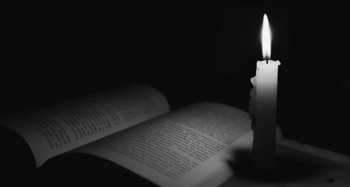 Ghost Stories to Read On Christmas Eve